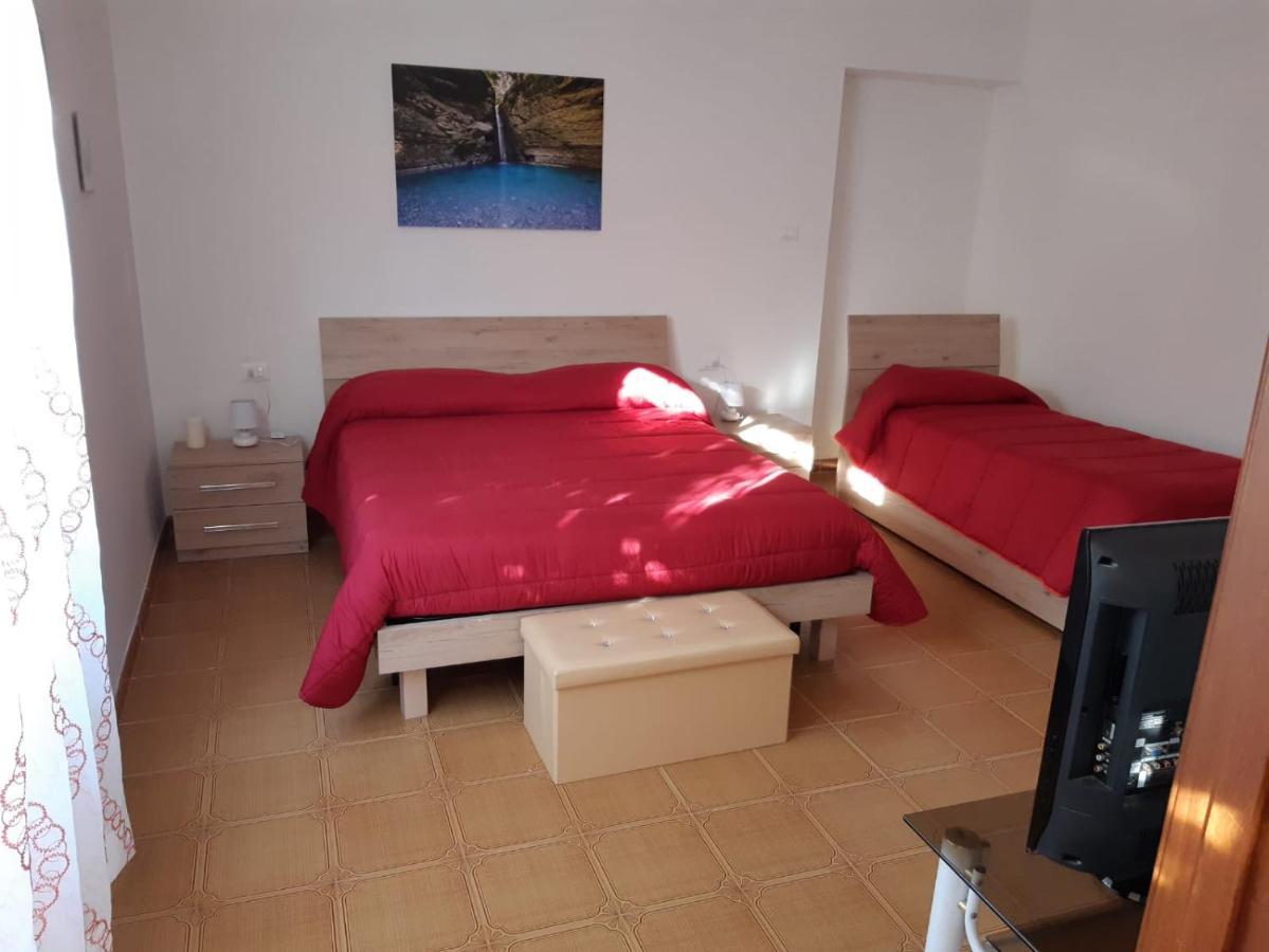Small Flat Scafa Bagian luar foto